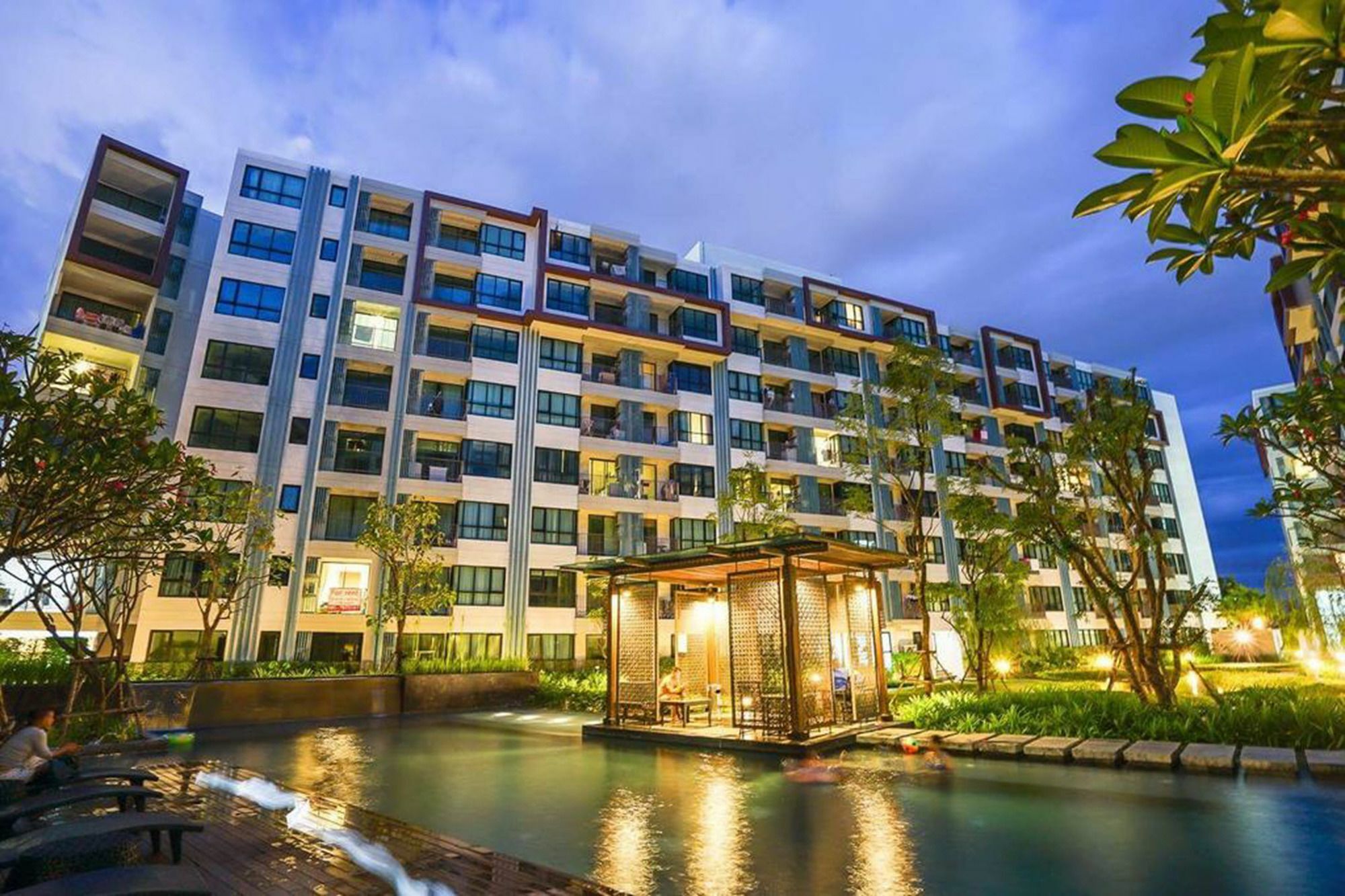 Centrio Nearby Central Phuket Eksteriør billede